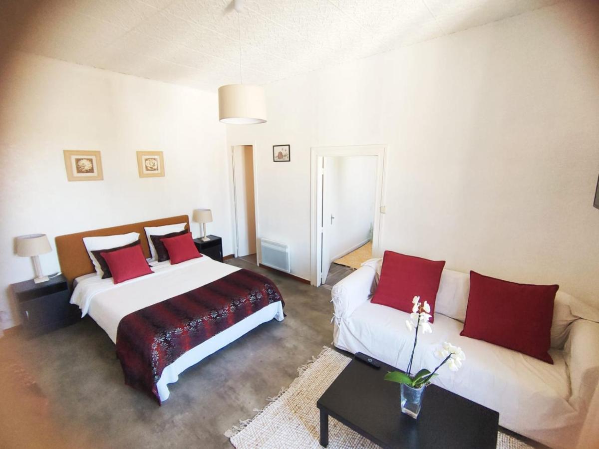 Cafe De France Eauze Bed & Breakfast ภายนอก รูปภาพ